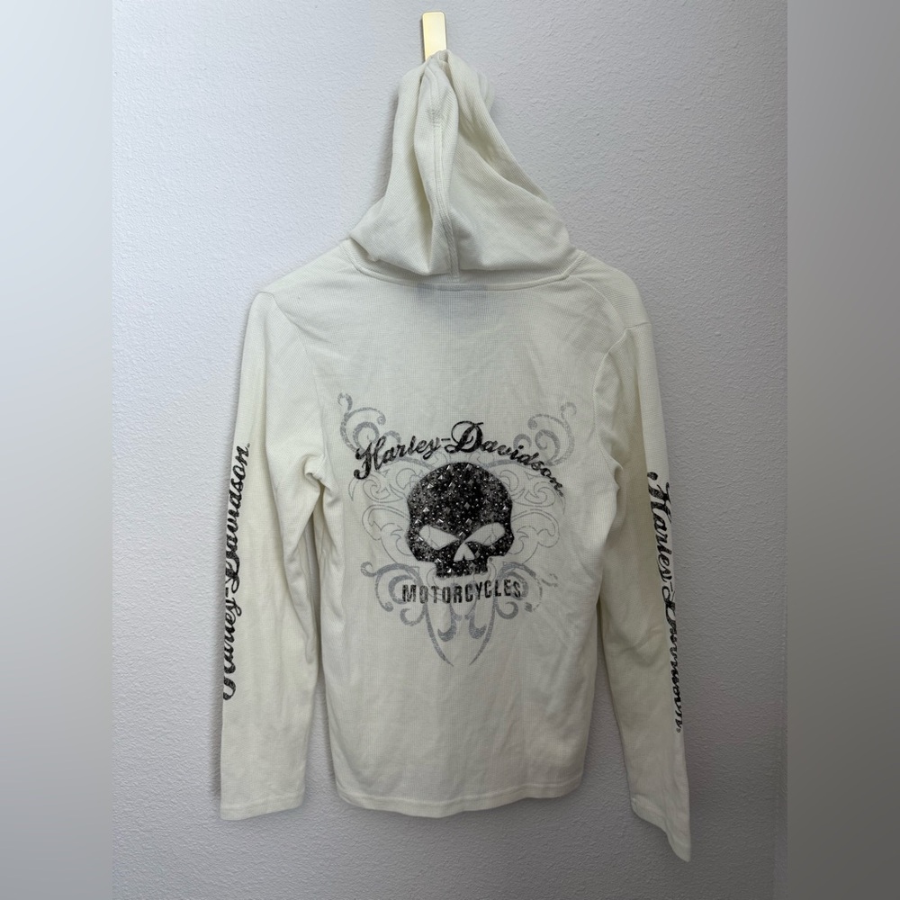 Harley-Davidson Cream Hoodie with Skull Rhinestone Graphic, Size Large